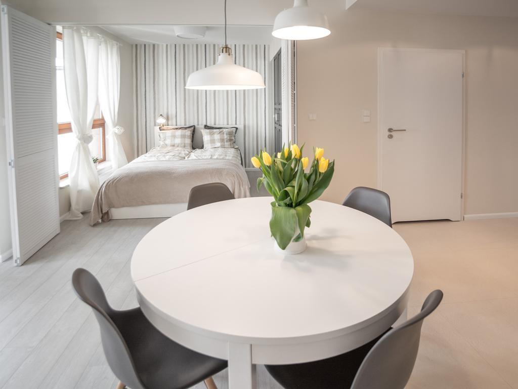 Apartament Z Widokiem Na Dworek Danzica Esterno foto
